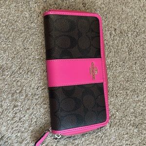 Like new coach wallet, brown and pink